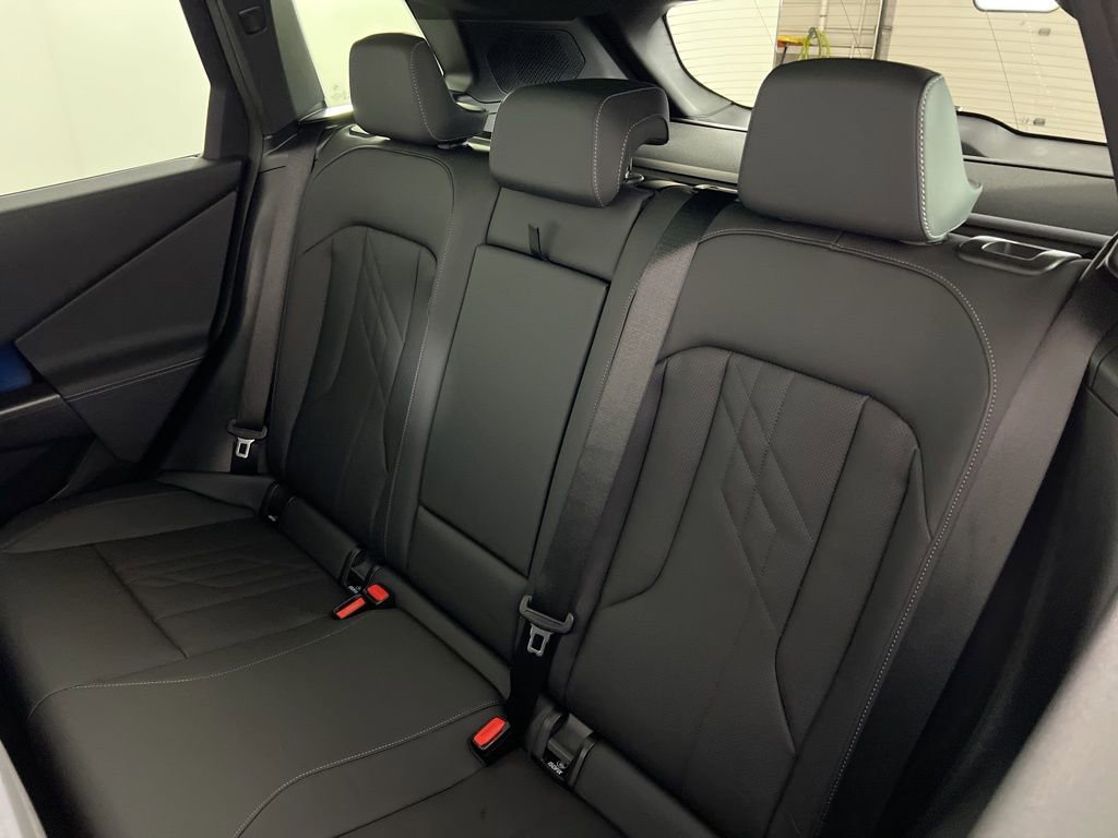 Used 2025 BMW X3 xDrive30i w/ Premium Package image 6