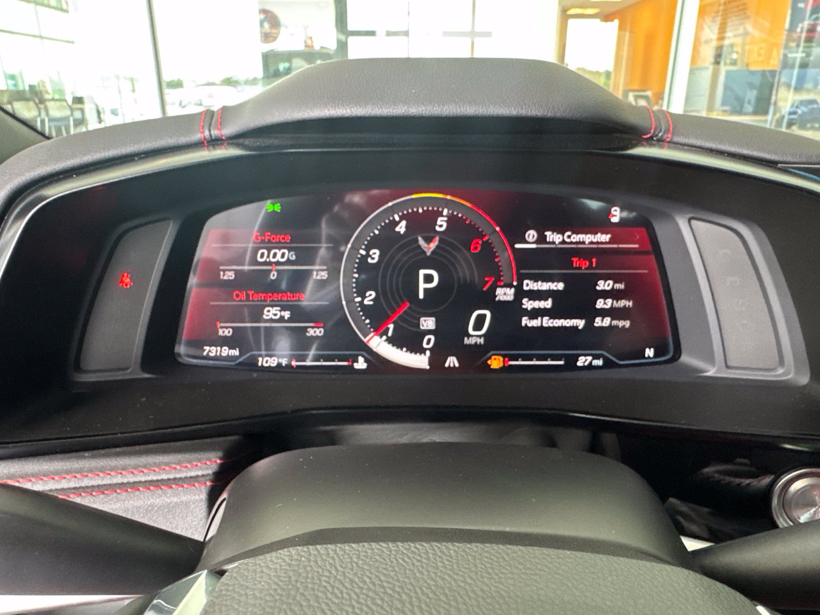 Used 2022 Chevrolet Corvette Stingray Coupe w/ 1LT RWD image 23