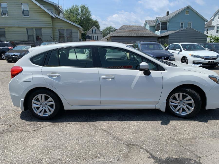 Used 2015 Subaru Impreza 2.0i Premium image 4