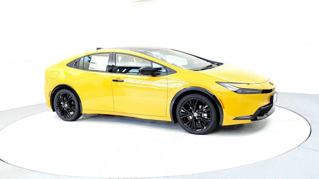 New 2026 Toyota Prius Plug-In Hybrid FWD image 7