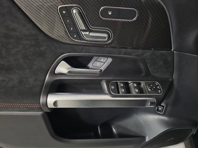New 2025 Mercedes-Benz GLB 35 AMG 4MATIC image 20