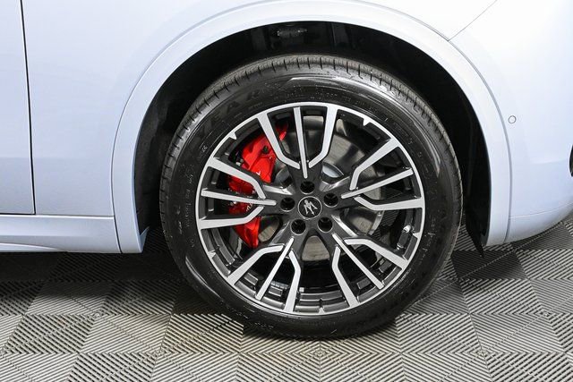 New 2025 Maserati Grecale GT AWD/4WD image 5