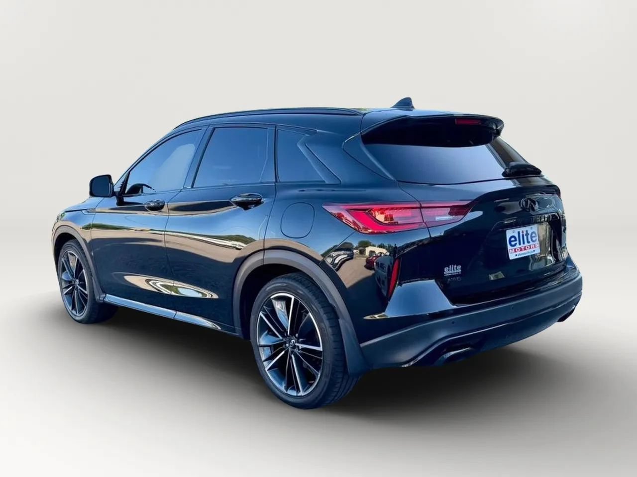 Used 2023 INFINITI QX50 Sport AWD/4WD image 5