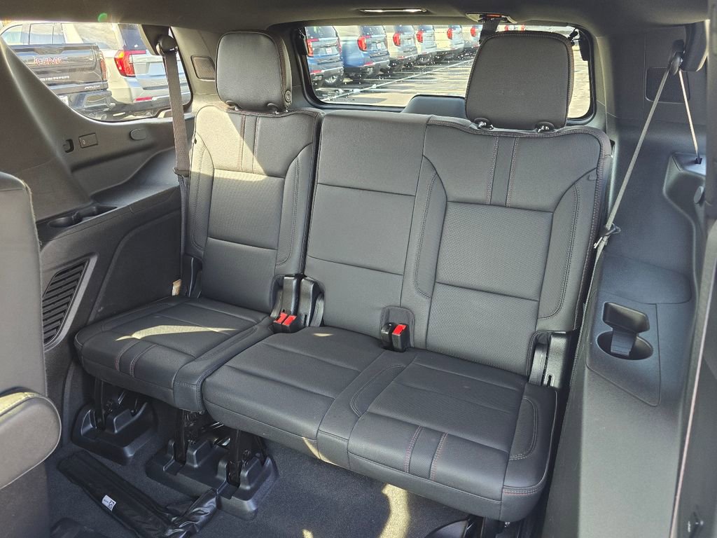 Used 2022 Chevrolet Tahoe RST w/ Luxury Package image 28