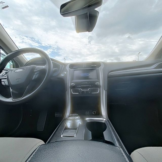 Used 2020 Ford Fusion S image 24