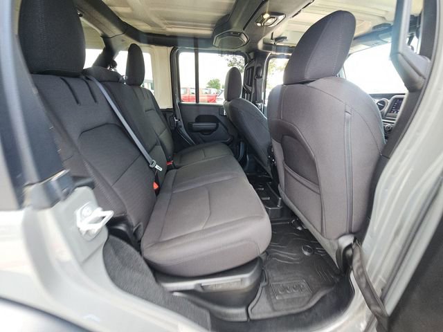 Used 2023 Jeep Wrangler Unlimited image 25