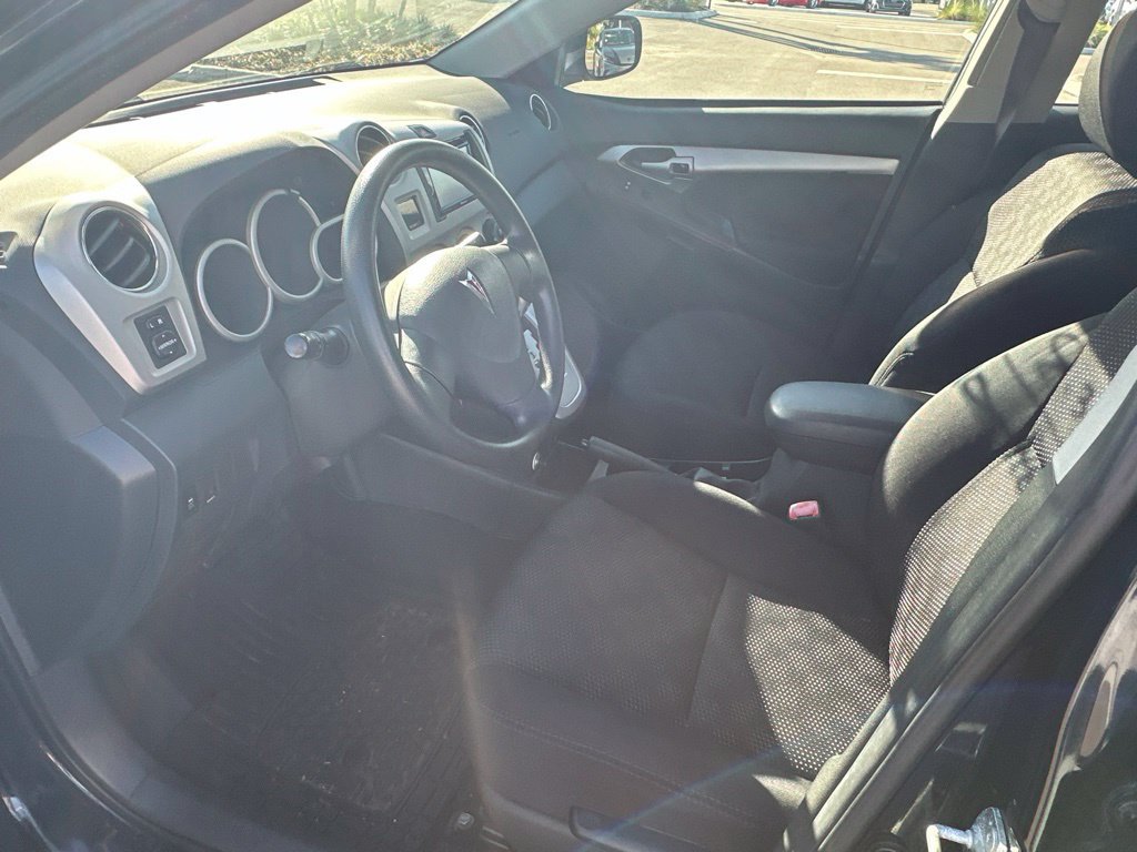 Used 2010 Pontiac Vibe AWD w/ Preferred Package image 8