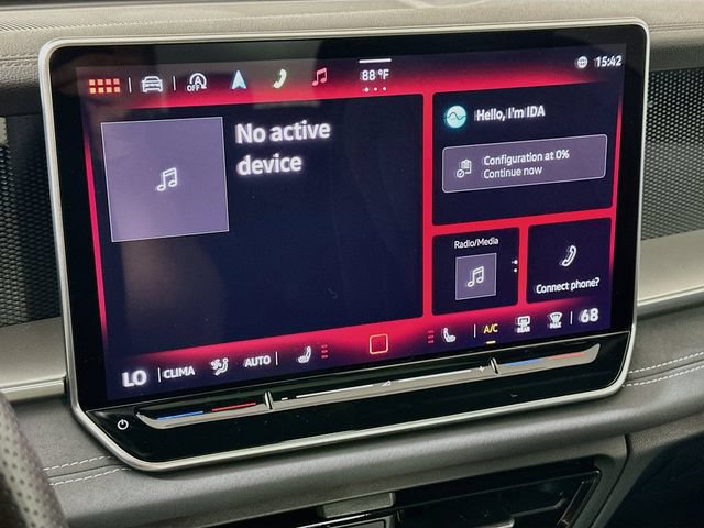 Certified 2025 Volkswagen Tiguan SE R-Line AWD/4WD image 14