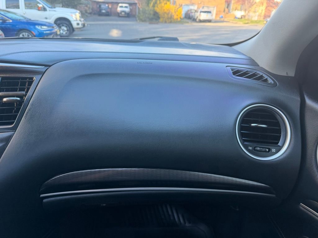 Used 2017 INFINITI QX60 Luxe image 29