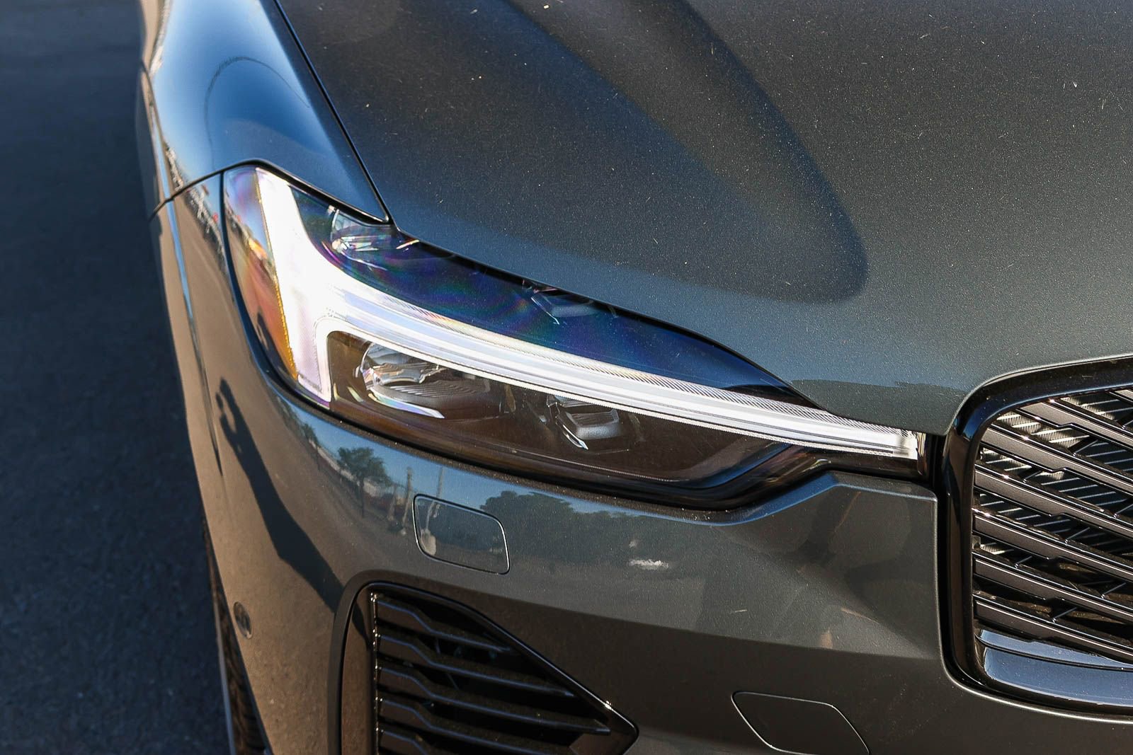 New 2026 Volvo XC60 T8 Plus w/ Climate Package image 15