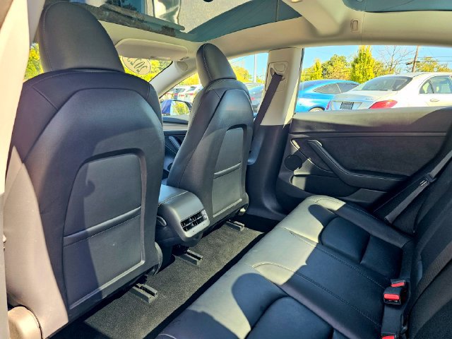 Used 2023 Tesla Model 3 Standard Range RWD image 24