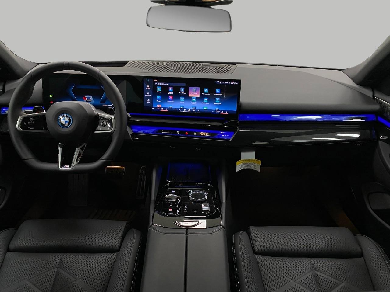 Certified 2026 BMW 550e xDrive image 20