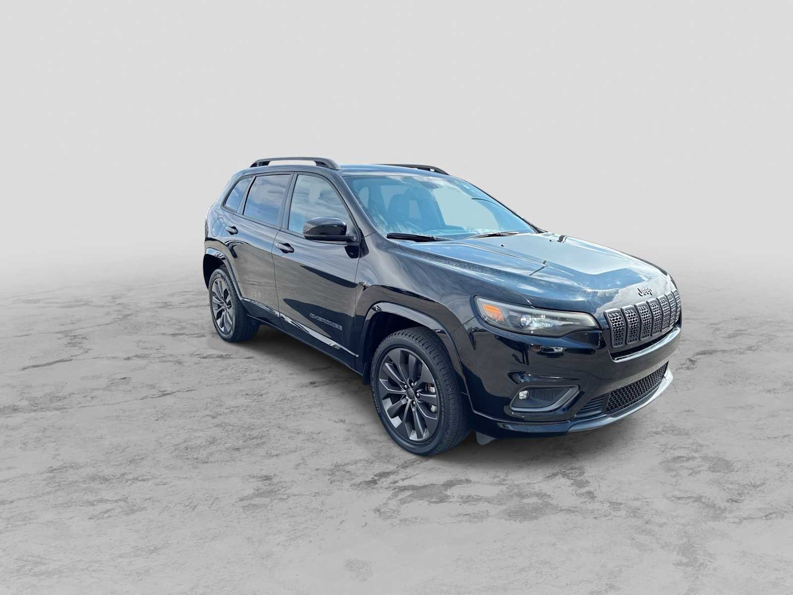 Certified 2019 Jeep Cherokee High Altitude image 2