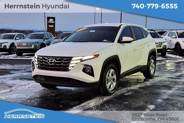Used 2023 Hyundai Tucson SE image 3