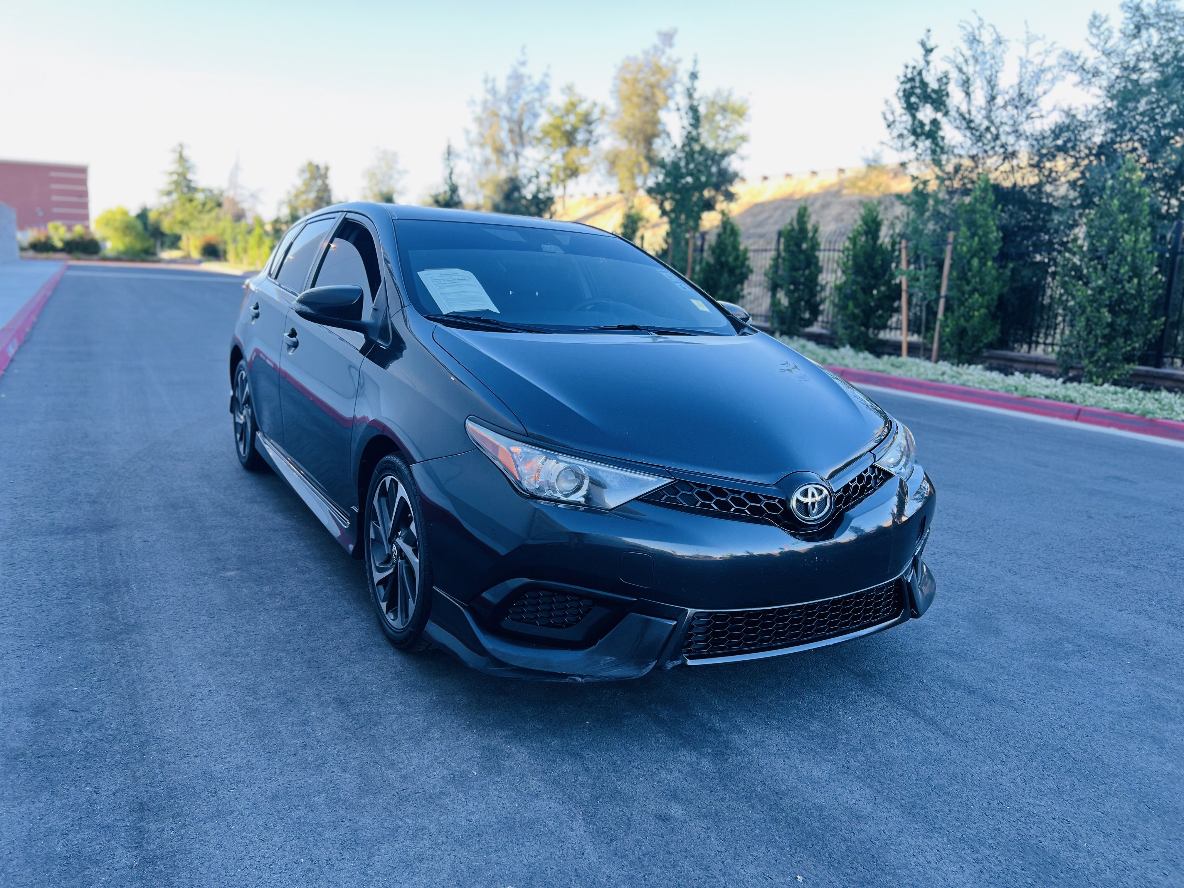Used 2017 Toyota Corolla iM w/ Carpet Mat Package FWD image 25