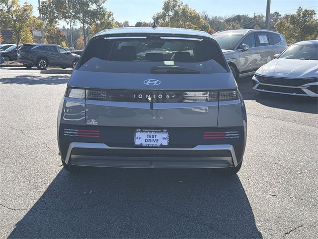 New 2026 Hyundai Ioniq 5 SE image 6
