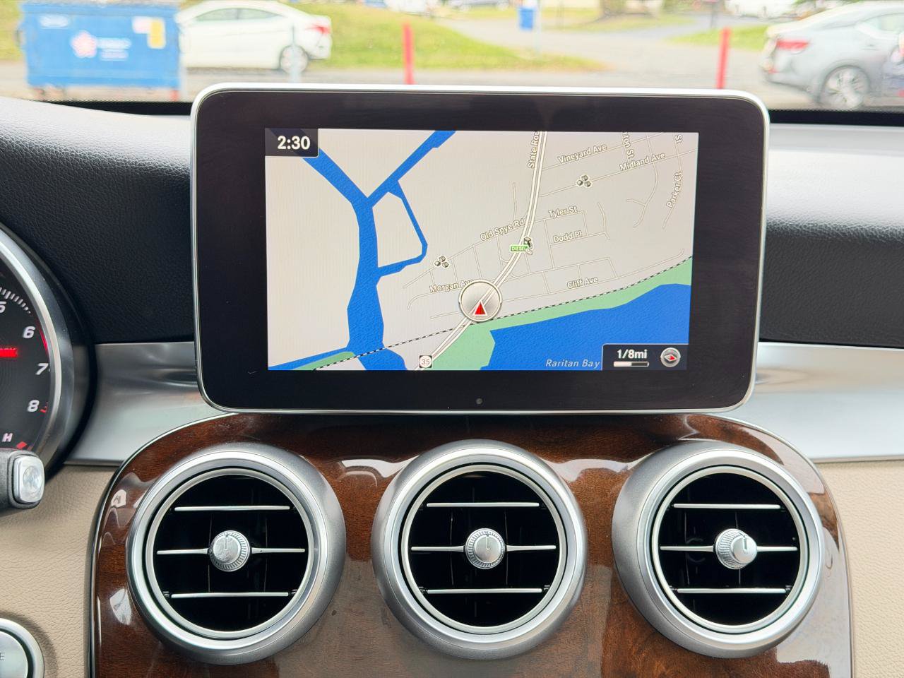 Used 2019 Mercedes-Benz GLC 300 4MATIC image 22