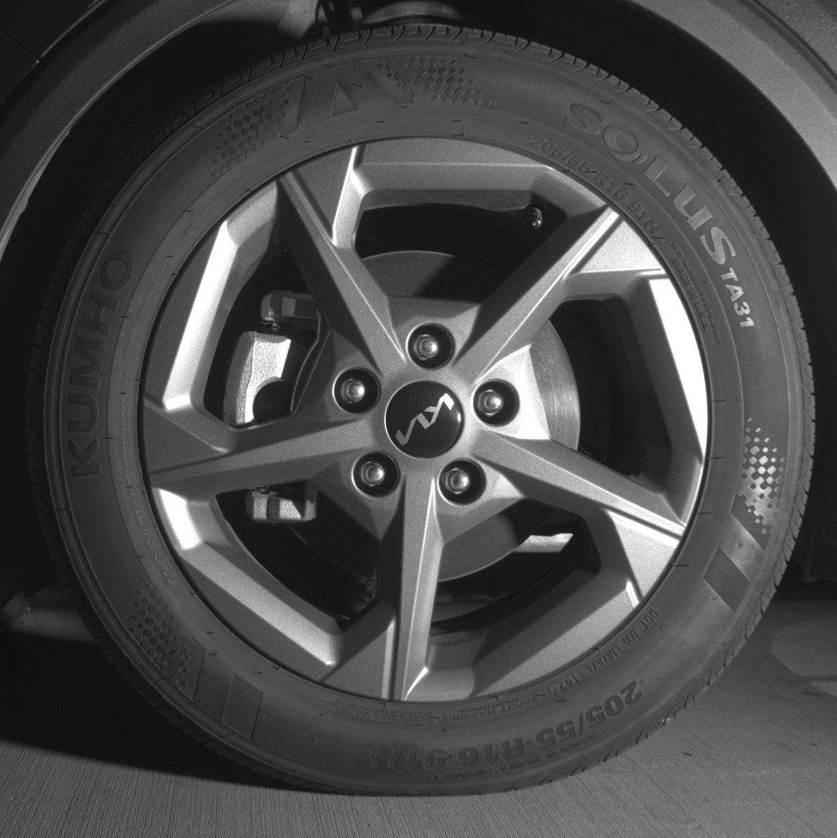 Used 2025 Kia K4 LXS image 12