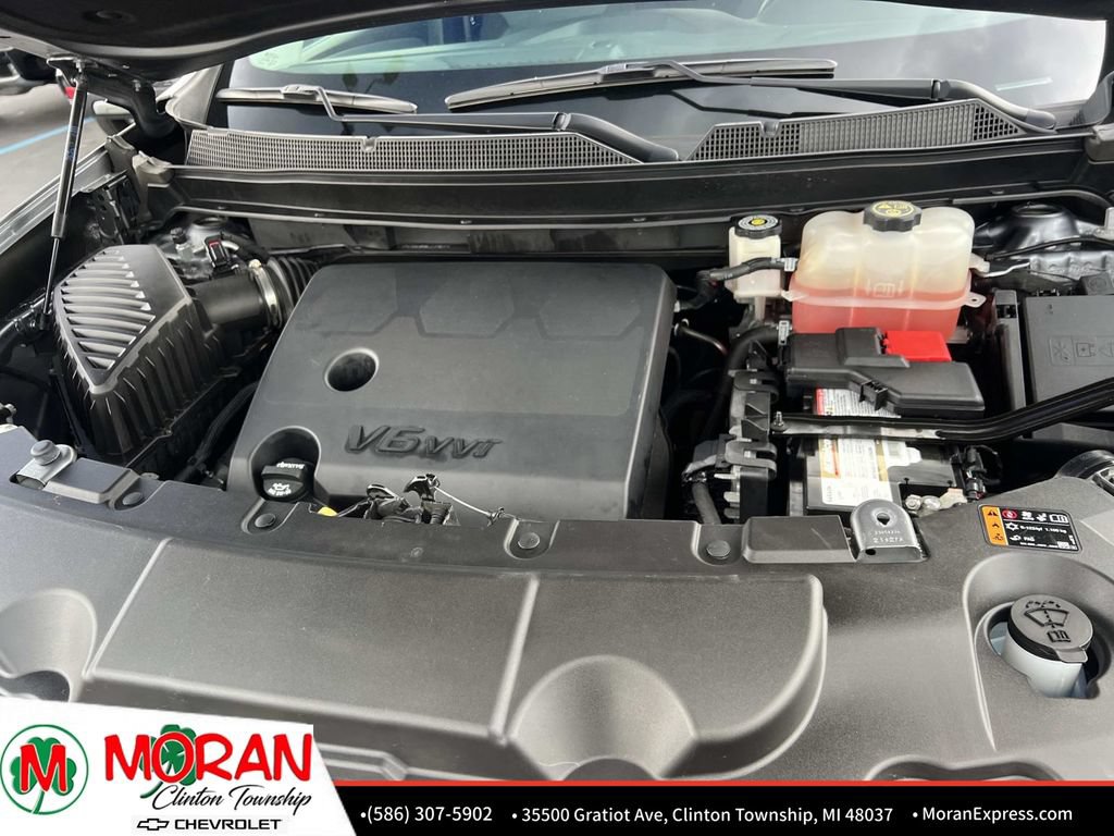 Certified 2021 Chevrolet Traverse LT FWD image 11
