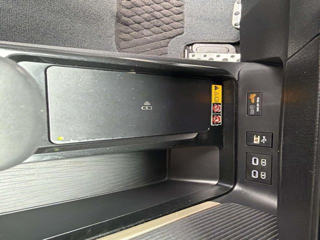Certified 2025 Toyota Camry SE FWD image 30