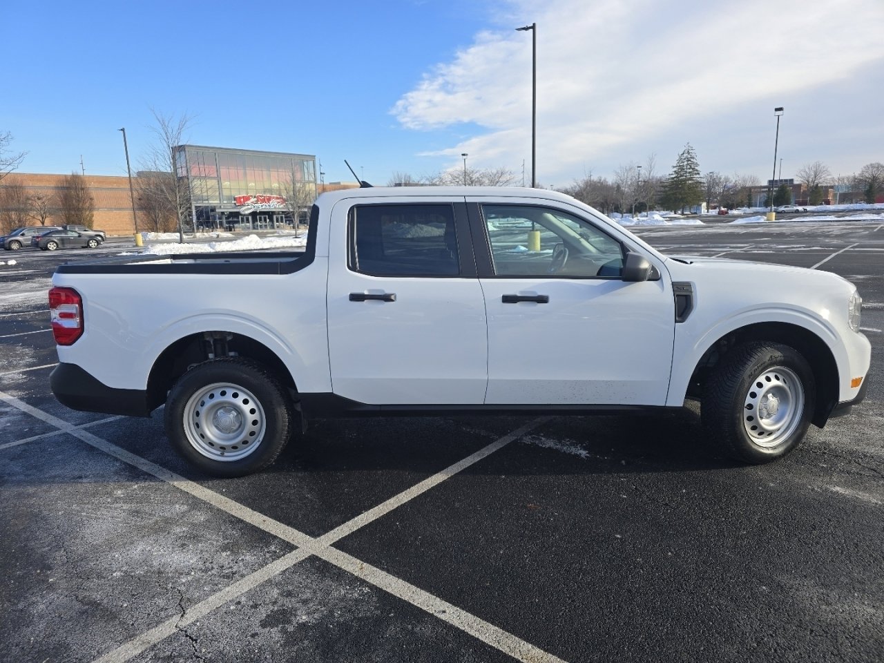 Used 2023 Ford Maverick XL image 18