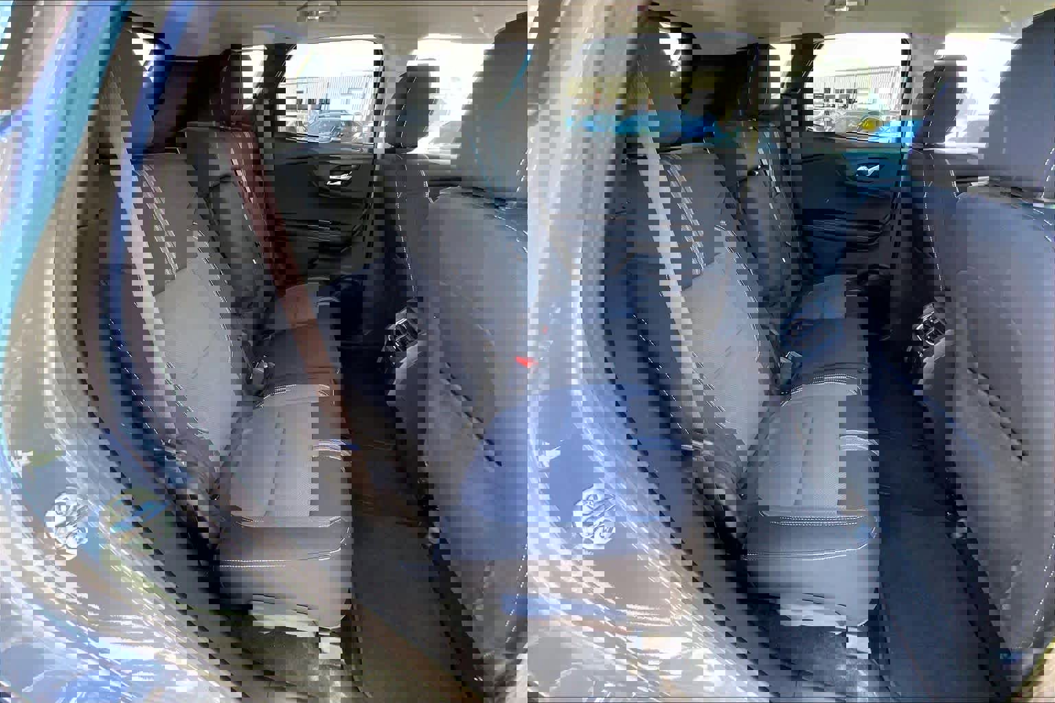 Used 2024 Chevrolet Blazer LT w/ Convenience Package image 18