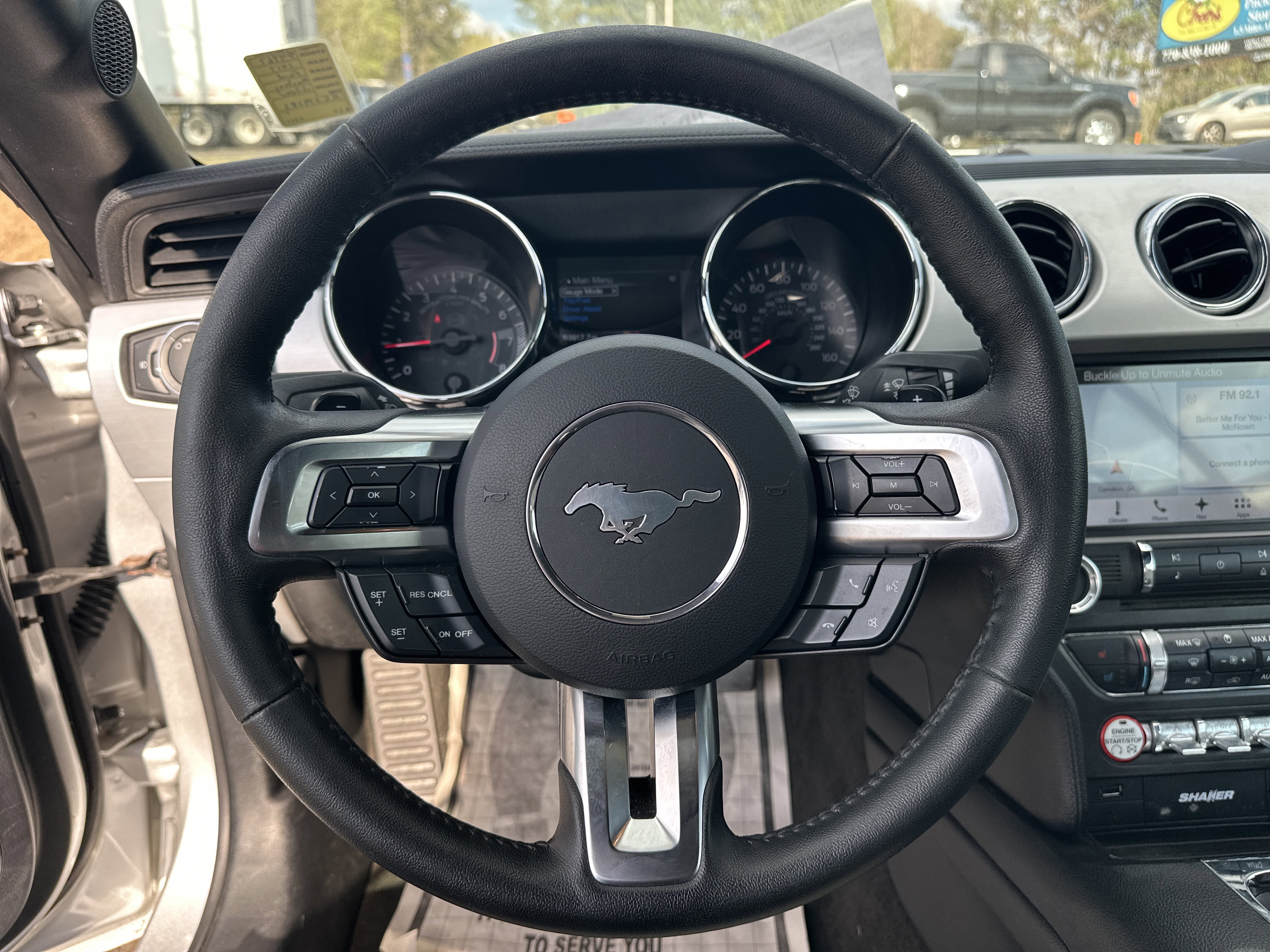 Used 2017 Ford Mustang Premium image 20