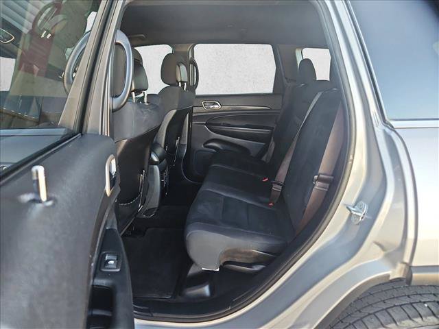 Used 2016 Jeep Grand Cherokee Laredo w/ Quick Order Package 23E AWD/4WD image 19