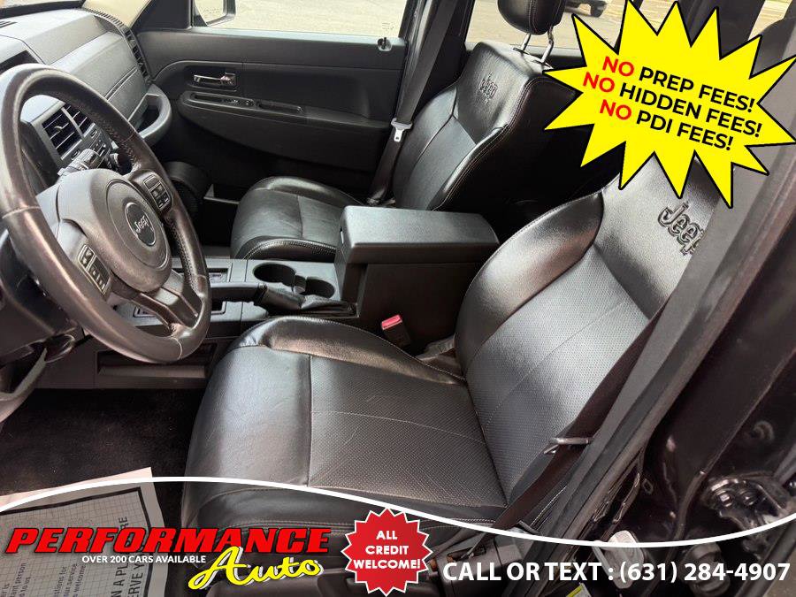 Used 2012 Jeep Liberty Sport AWD/4WD image 22