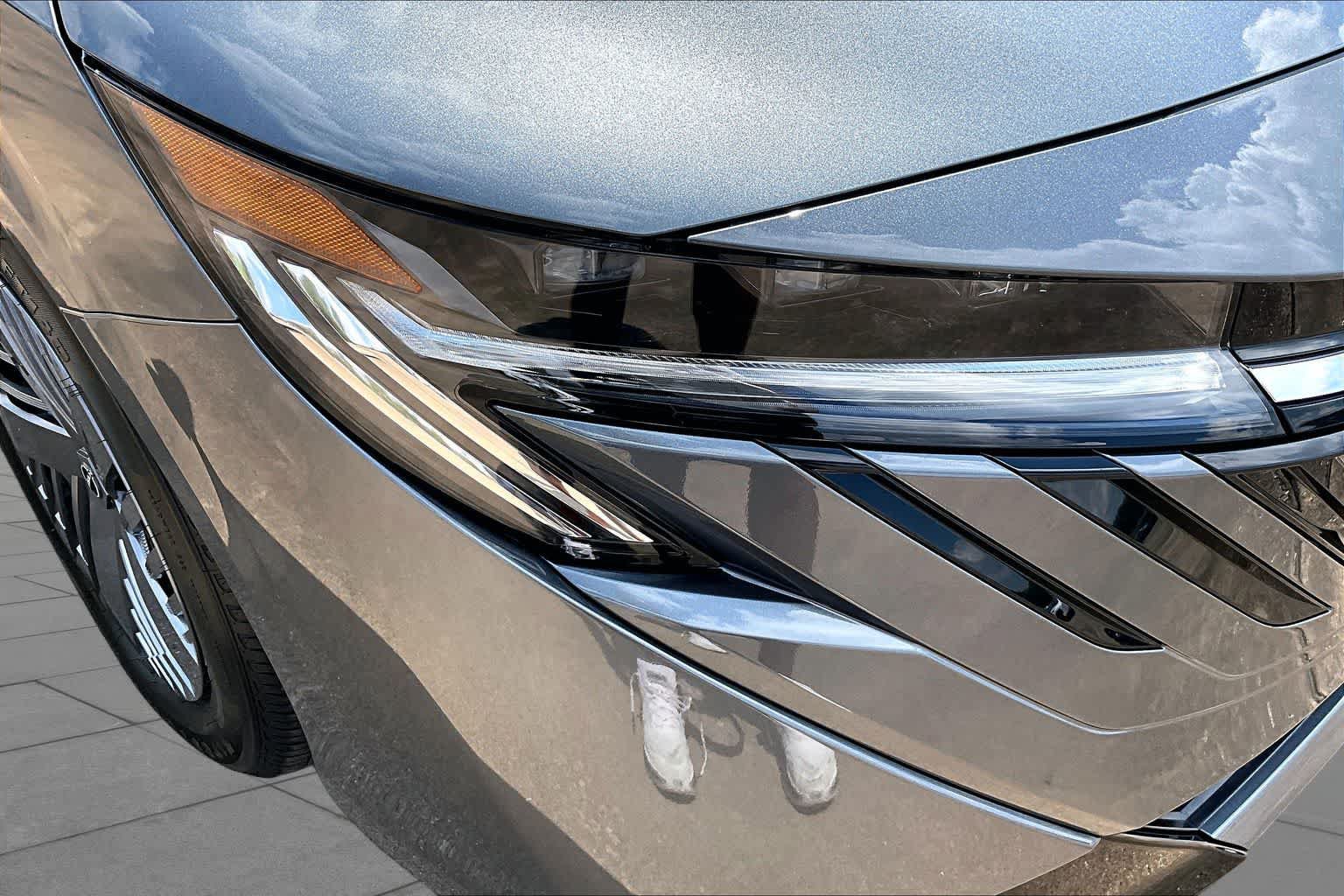 New 2027 Nissan Sentra S w/ Floor Mat Package FWD image 17