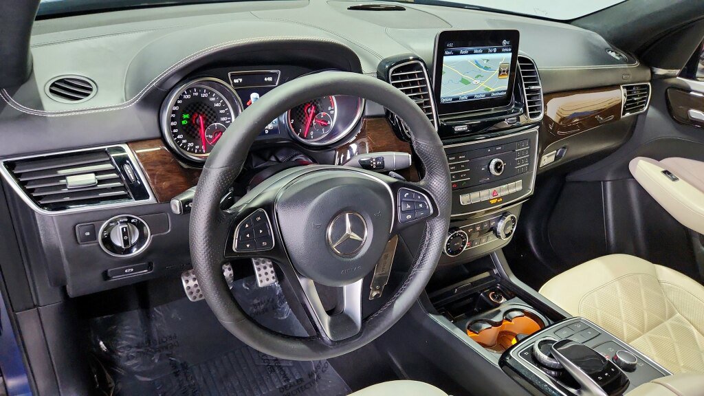 Used 2018 Mercedes-Benz GLE 43 AMG 4MATIC w/ Premium 3 Package image 17