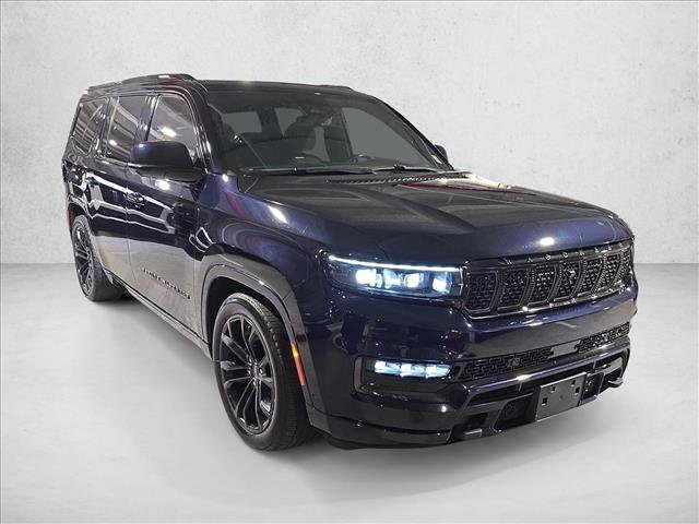 Used 2022 Jeep Grand Wagoneer Series II AWD/4WD image 3