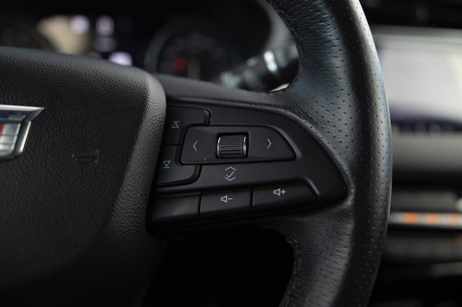 Used 2019 Cadillac XT4 Sport image 7