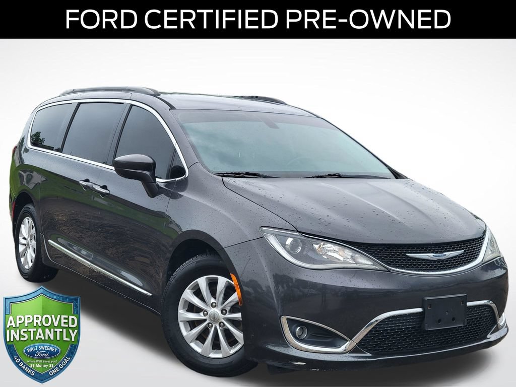 Used 2017 Chrysler Pacifica Touring-L