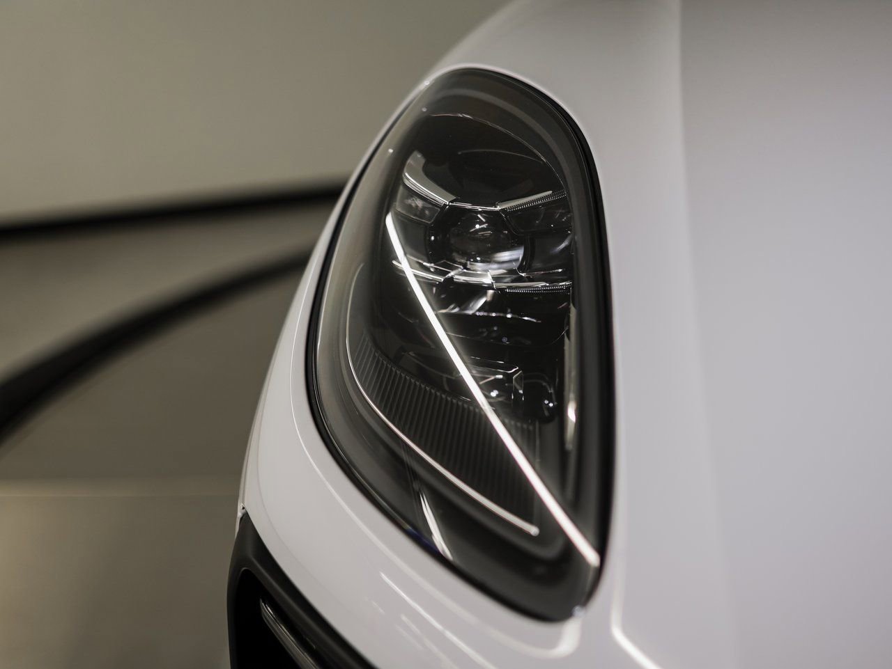 New 2026 Porsche Macan S image 13