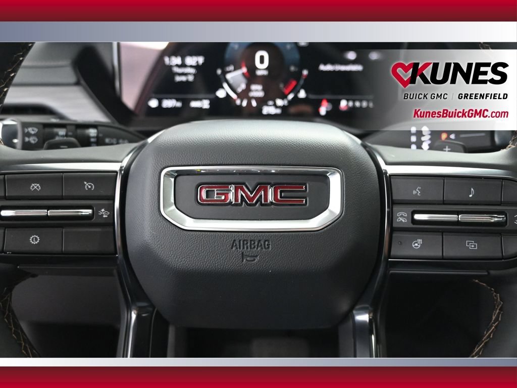 New 2025 GMC Acadia AT4 w/ LPO, Floor Liner Package AWD/4WD image 30