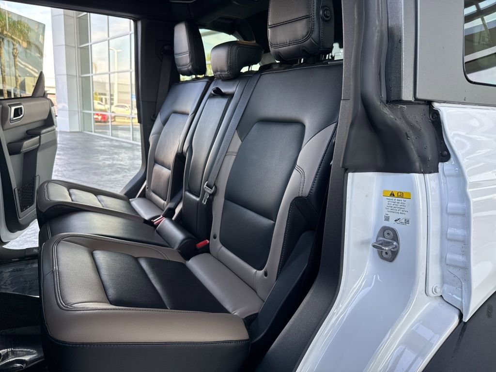 Used 2024 Ford Bronco Wildtrak image 11