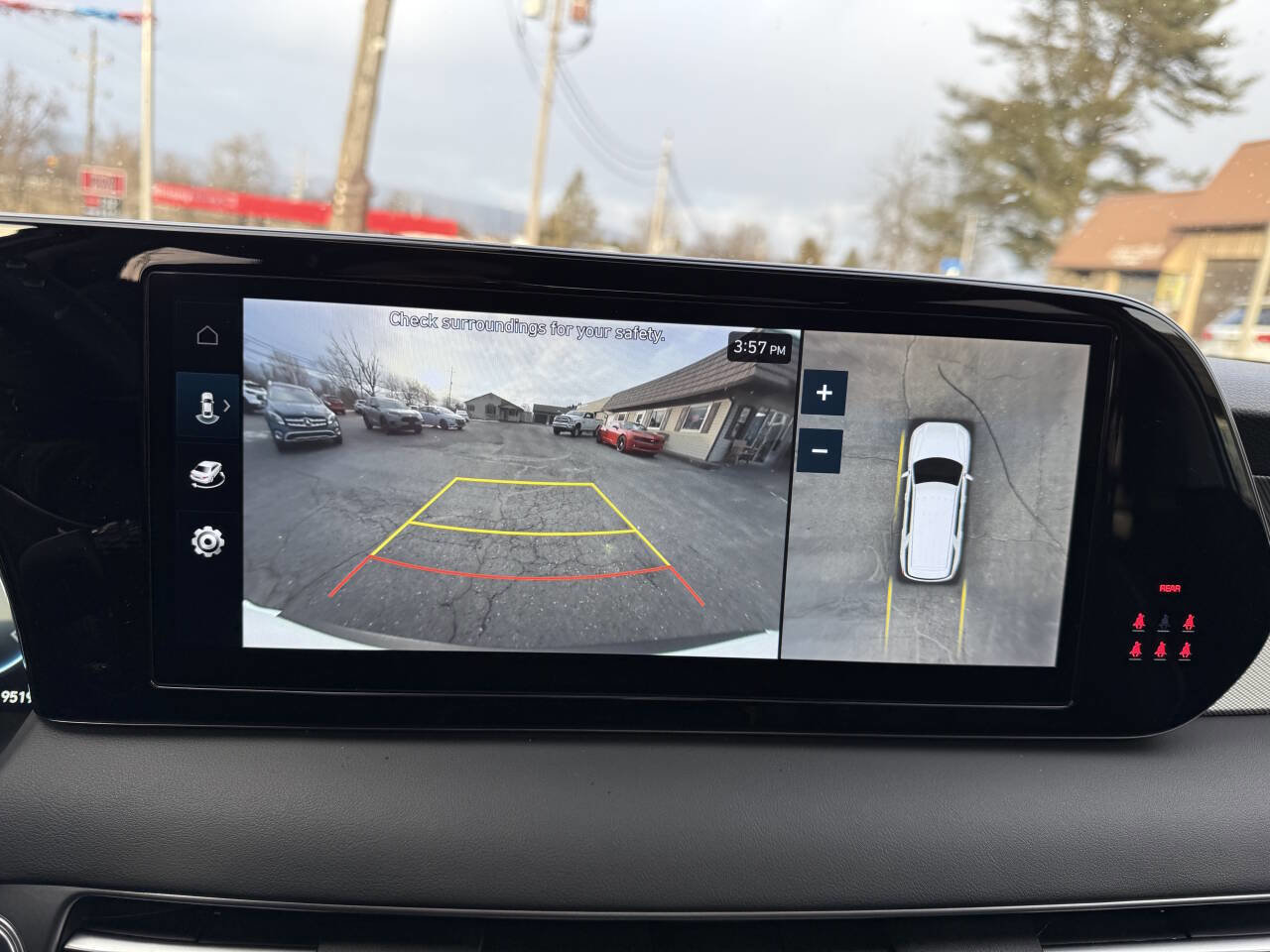 Used 2023 Hyundai Palisade SEL image 16