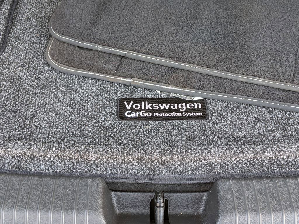 Certified 2024 Volkswagen Atlas Cross Sport SE image 28