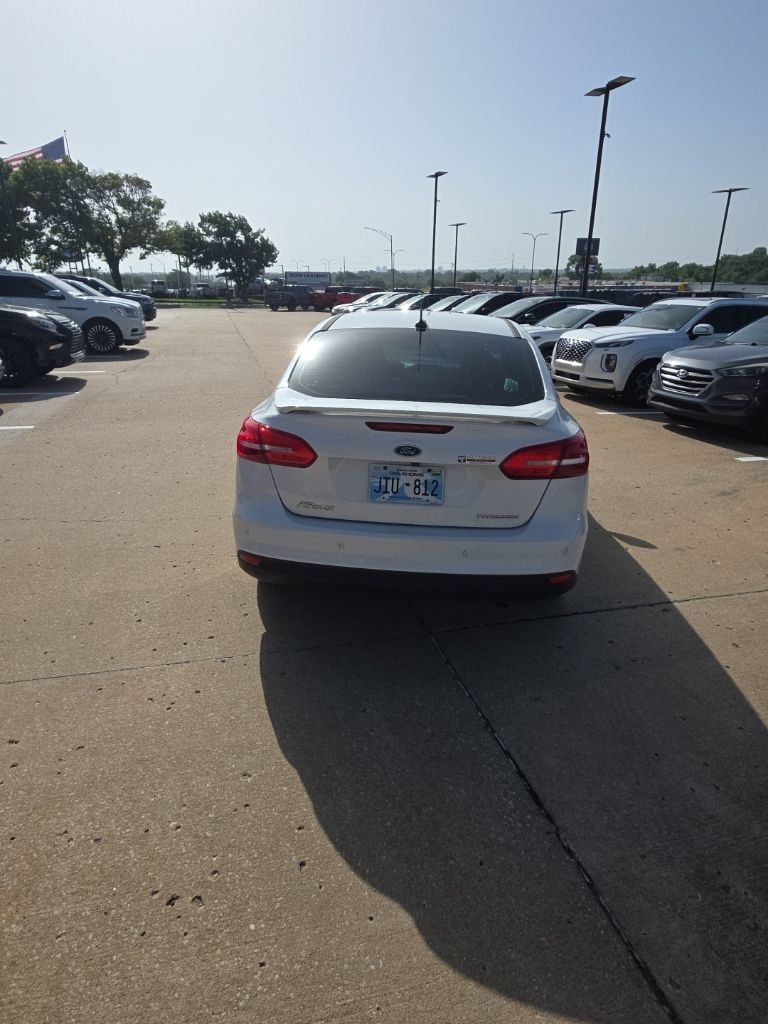 Used 2018 Ford Focus Titanium FWD image 5