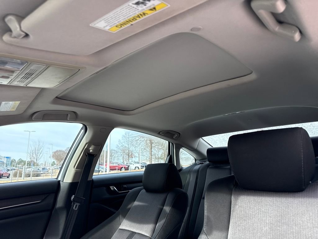 Used 2019 Honda Accord EX image 25