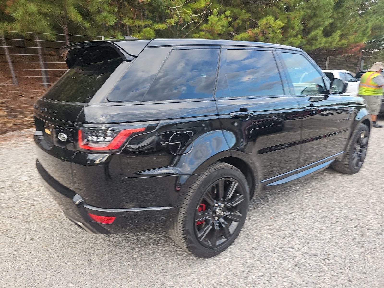 Used 2022 Land Rover Range Rover Sport HST image 31