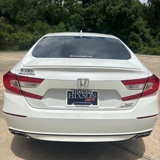 Used 2018 Honda Accord Sport image 4
