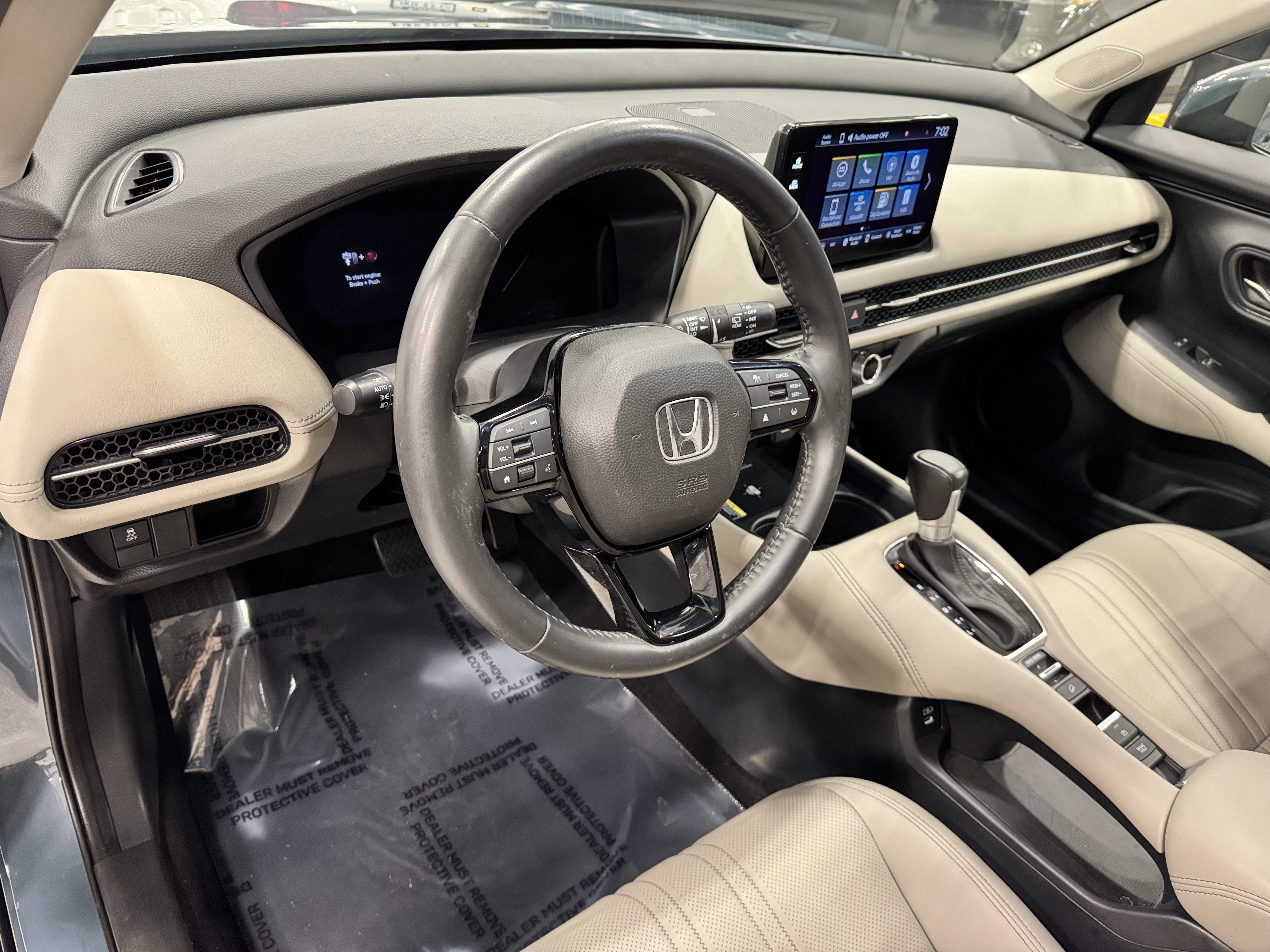 Used 2025 Honda HR-V EX-L image 17