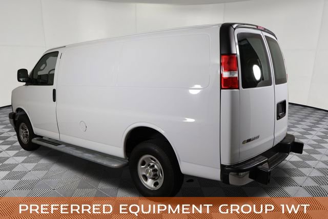 Used 2024 Chevrolet Express 2500 w/ Driver Convenience Package RWD image 9