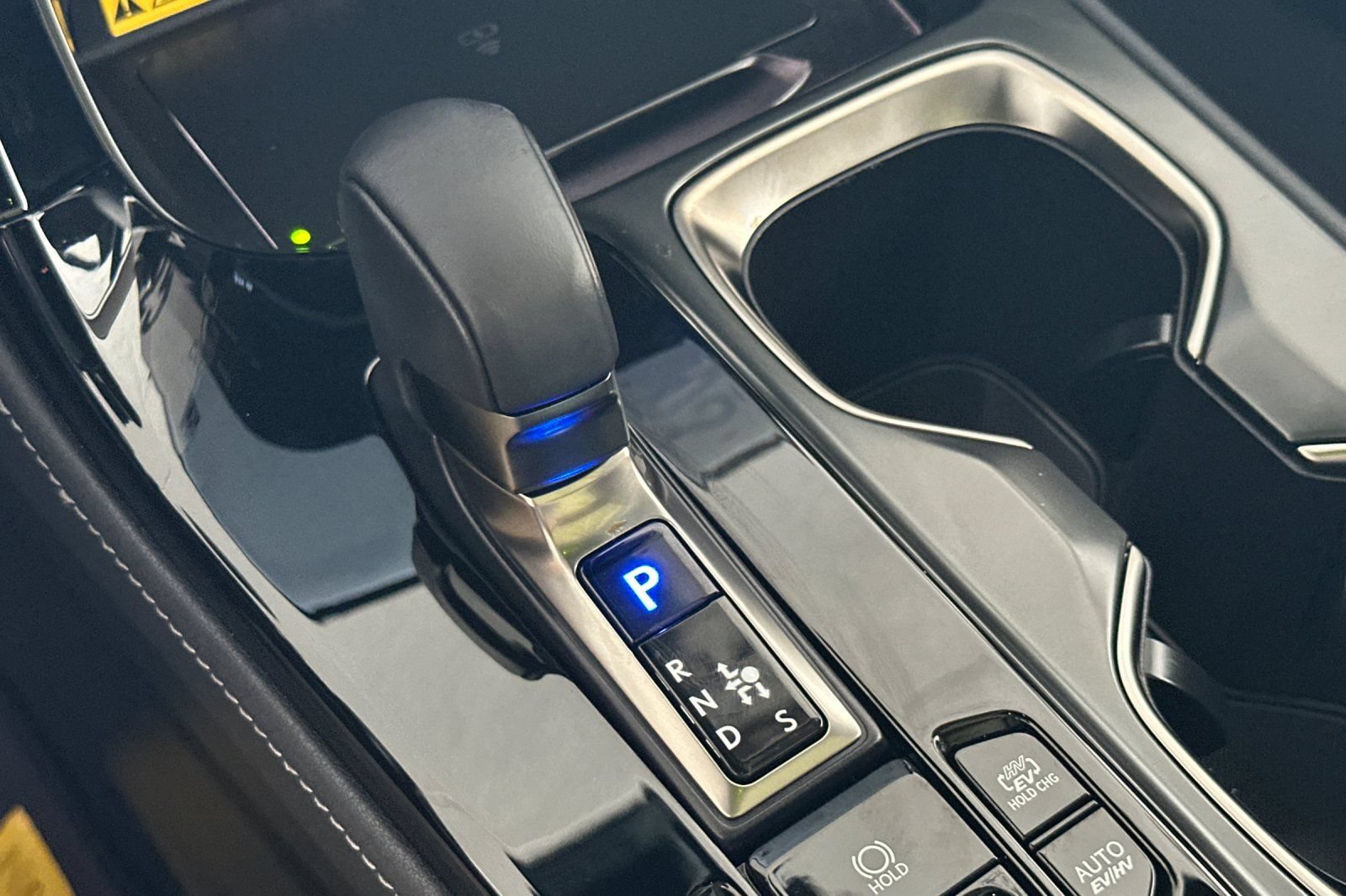 Certified 2025 Lexus NX 450h+ AWD w/ Accessory Package (Z1) image 18