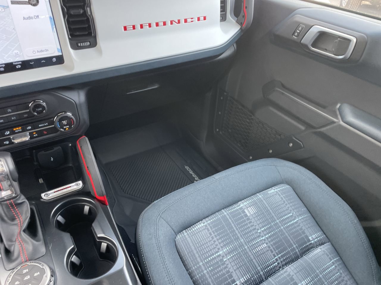 Used 2026 Ford Bronco Heritage Edition AWD/4WD image 13