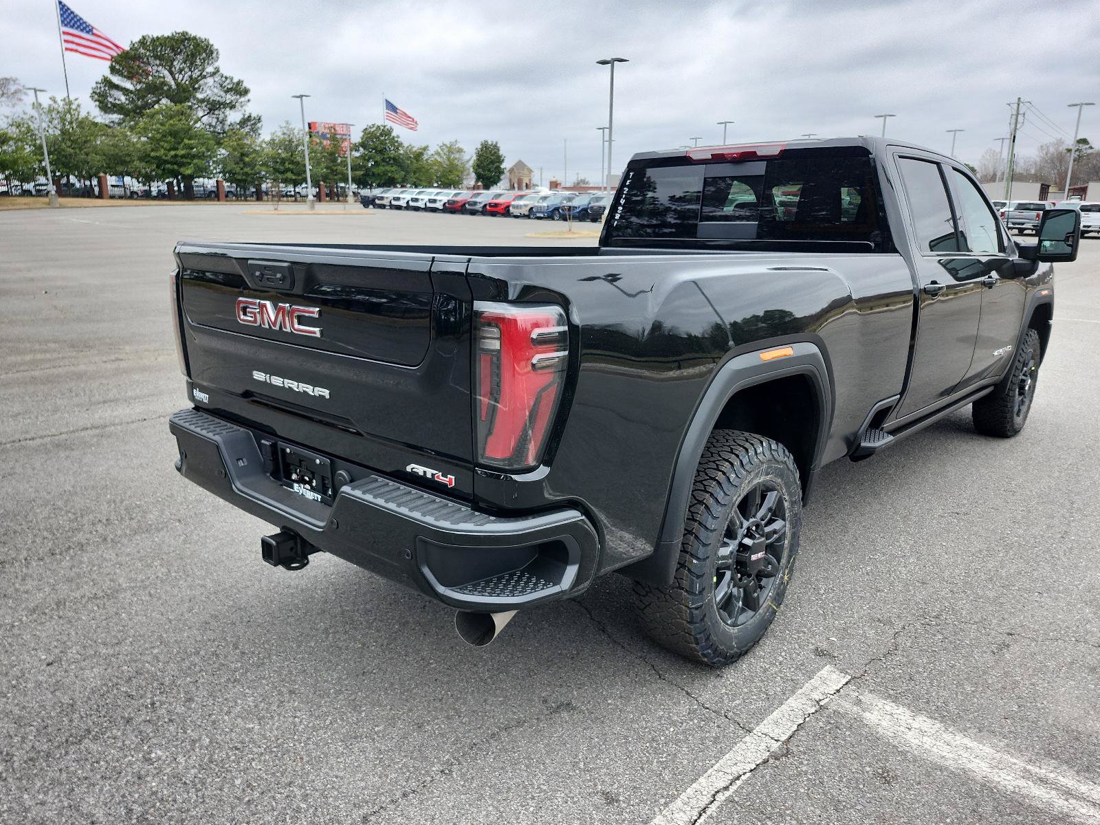 New 2026 GMC Sierra 3500 AT4 w/ AT4 Premium Plus Package AWD/4WD image 3