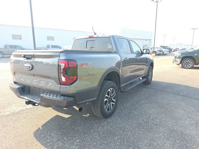 Used 2026 Ford Ranger Lariat w/ FX4 Off-Road Package AWD/4WD image 5
