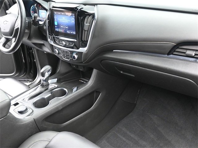 Used 2023 Chevrolet Traverse LT image 29